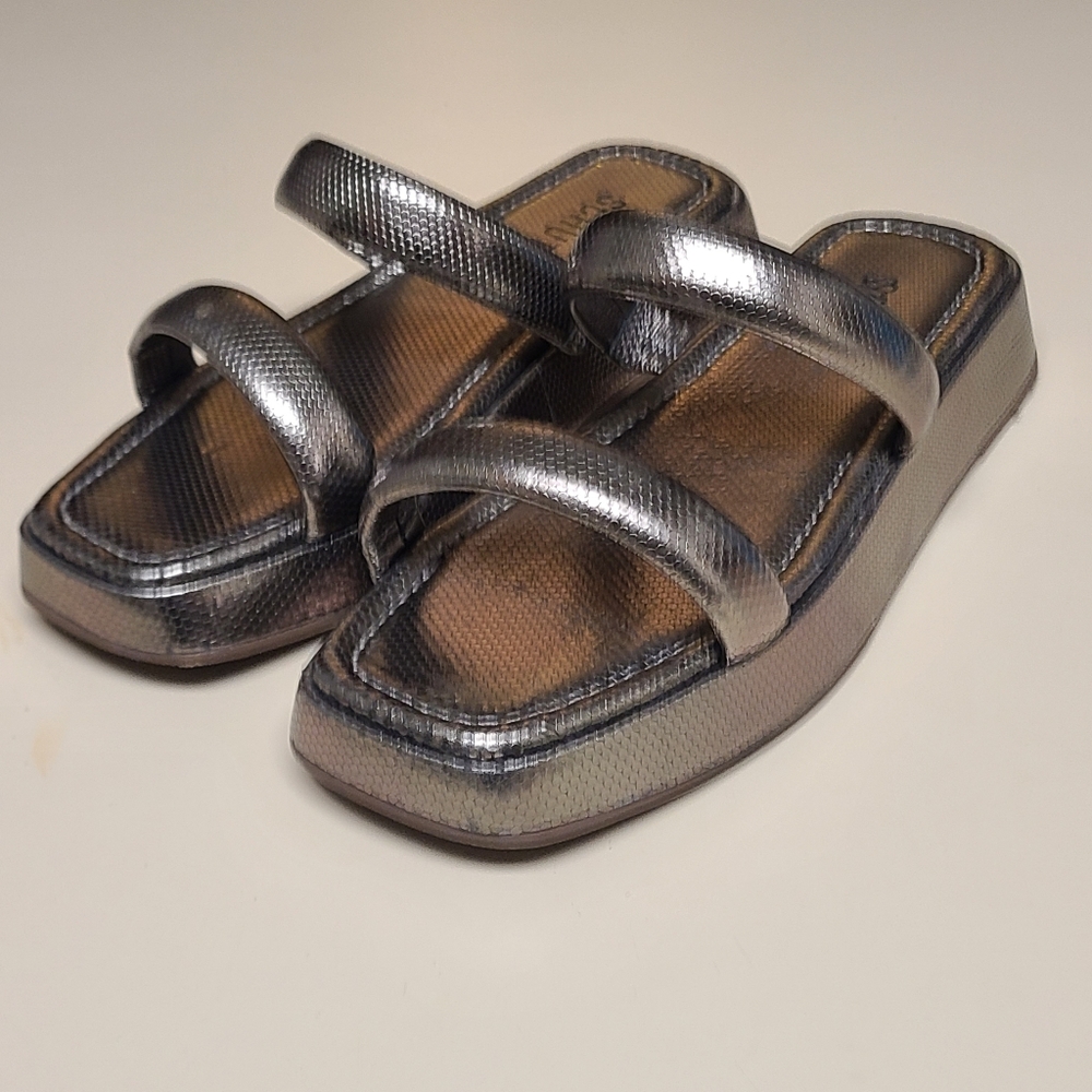 SCHUTZ Silver Slide Sandals with Modern Design